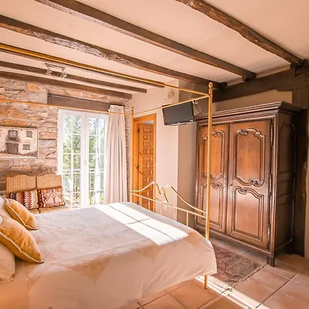 克色图里国卡乡村民宿 *